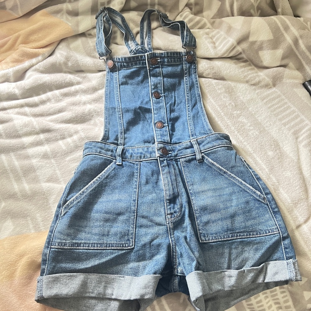NWT Denim Overalls XS High rise mom short